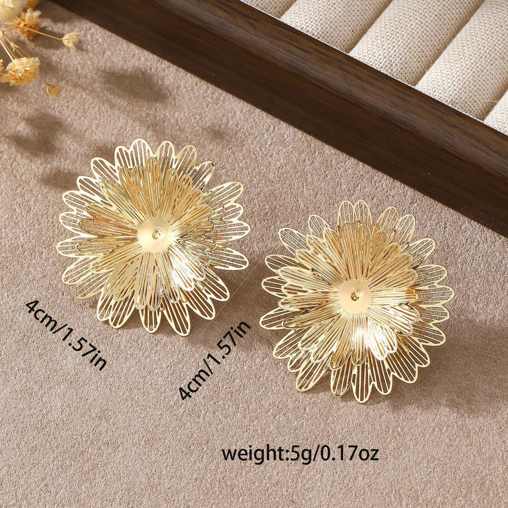 Three-dimensional Hollow Flower Earrings