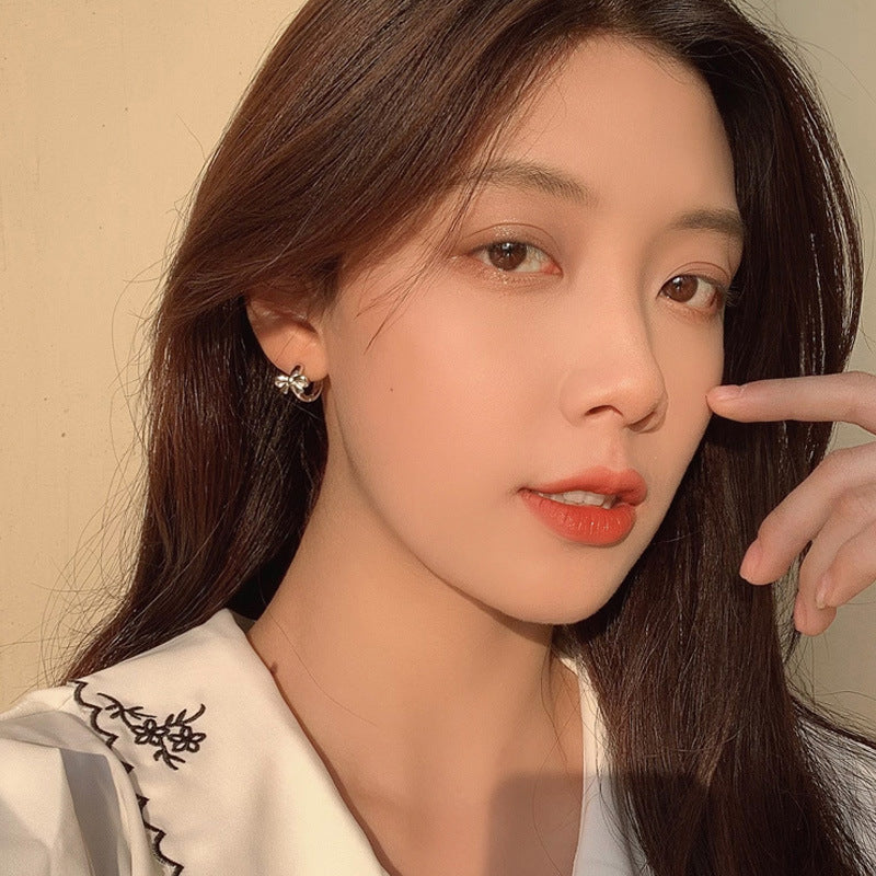 925 Sterling Silver Bow Earrings