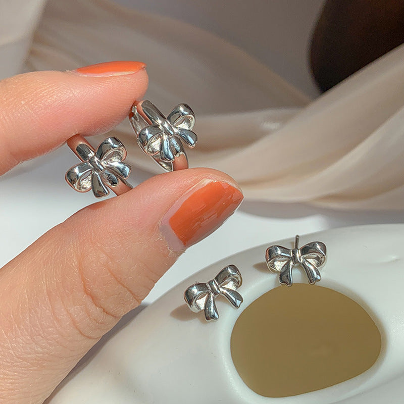 925 Sterling Silver Bow Earrings